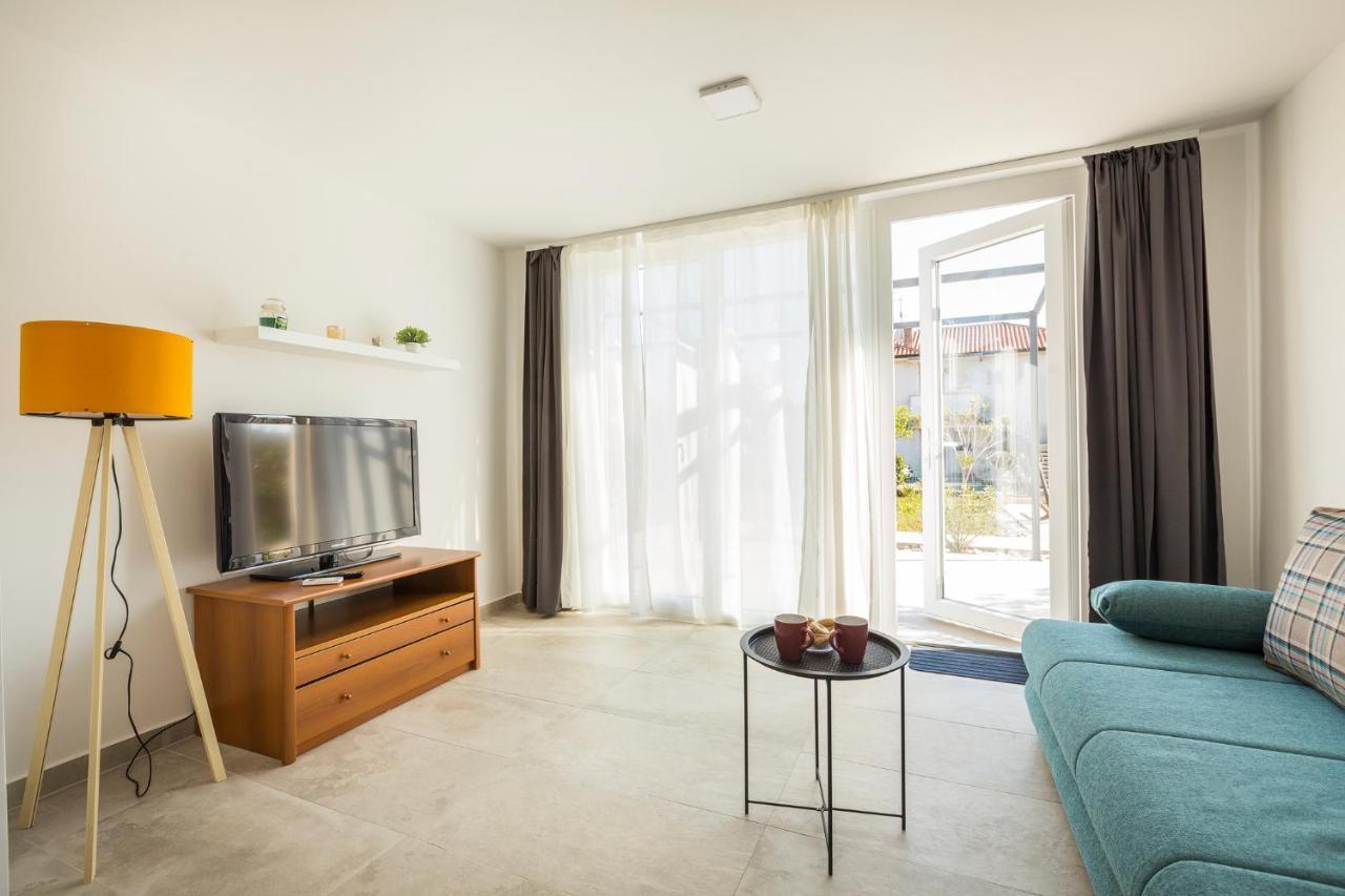 Apartaments Punta Relax Umag Eksteriør billede