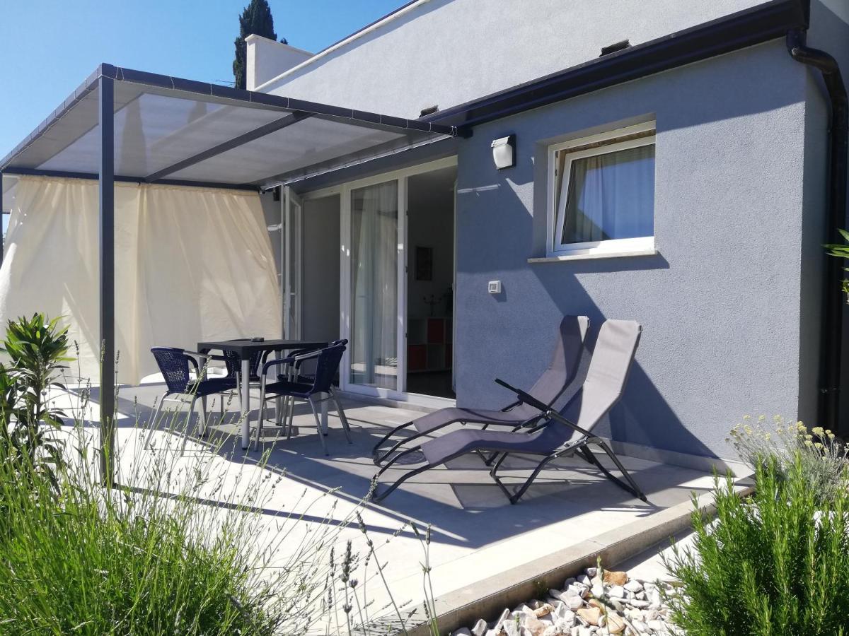 Apartaments Punta Relax Umag Eksteriør billede