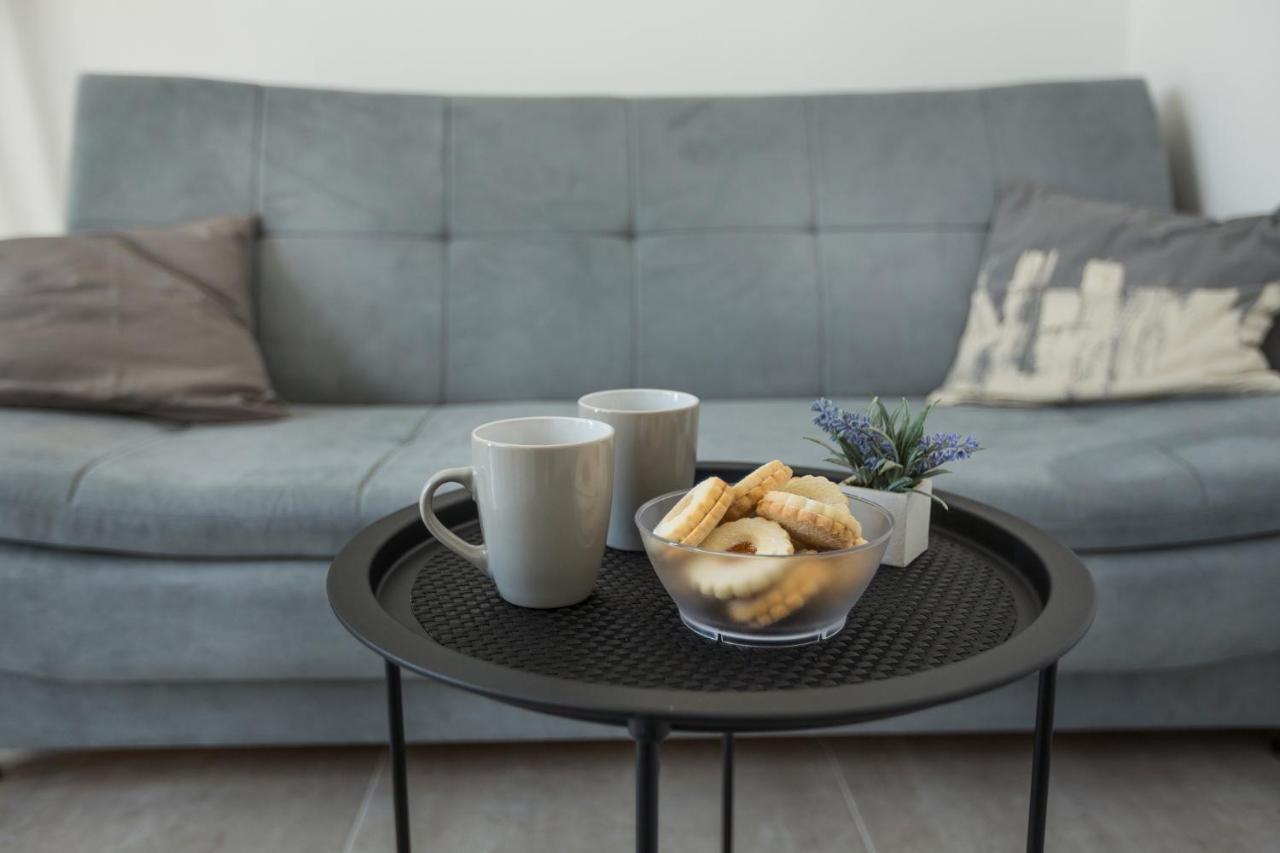 Apartaments Punta Relax Umag Eksteriør billede