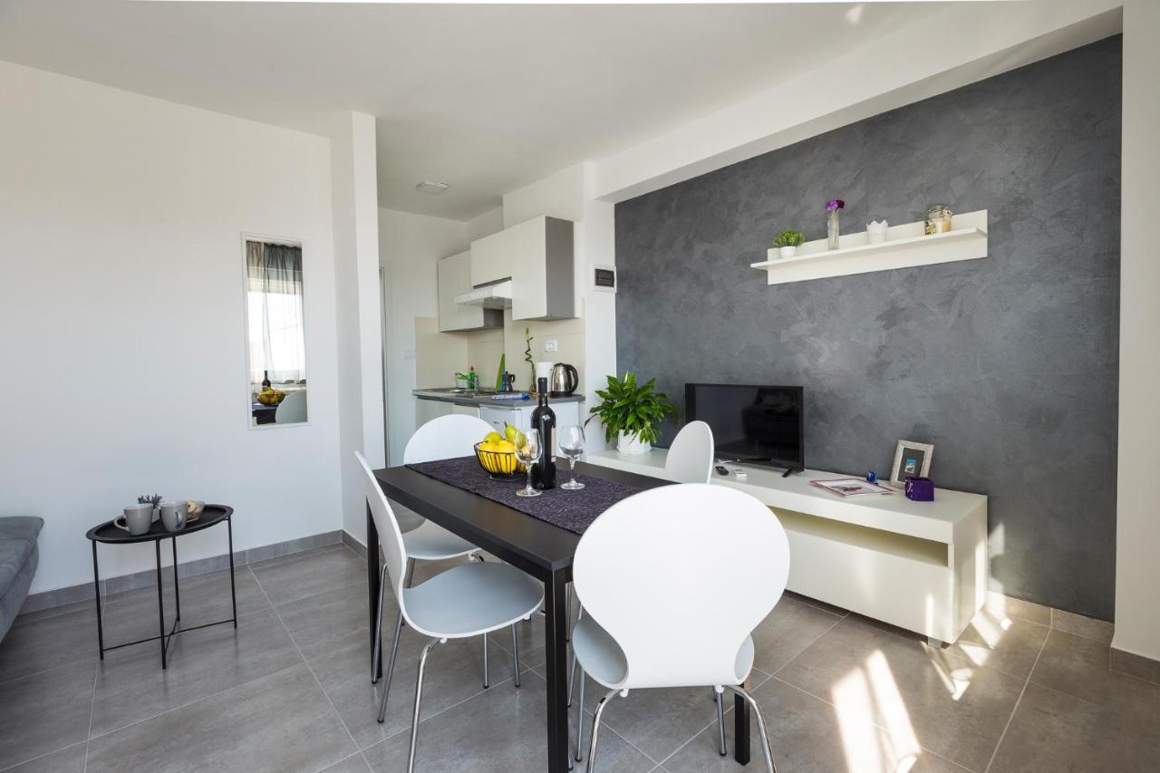 Apartaments Punta Relax Umag Eksteriør billede