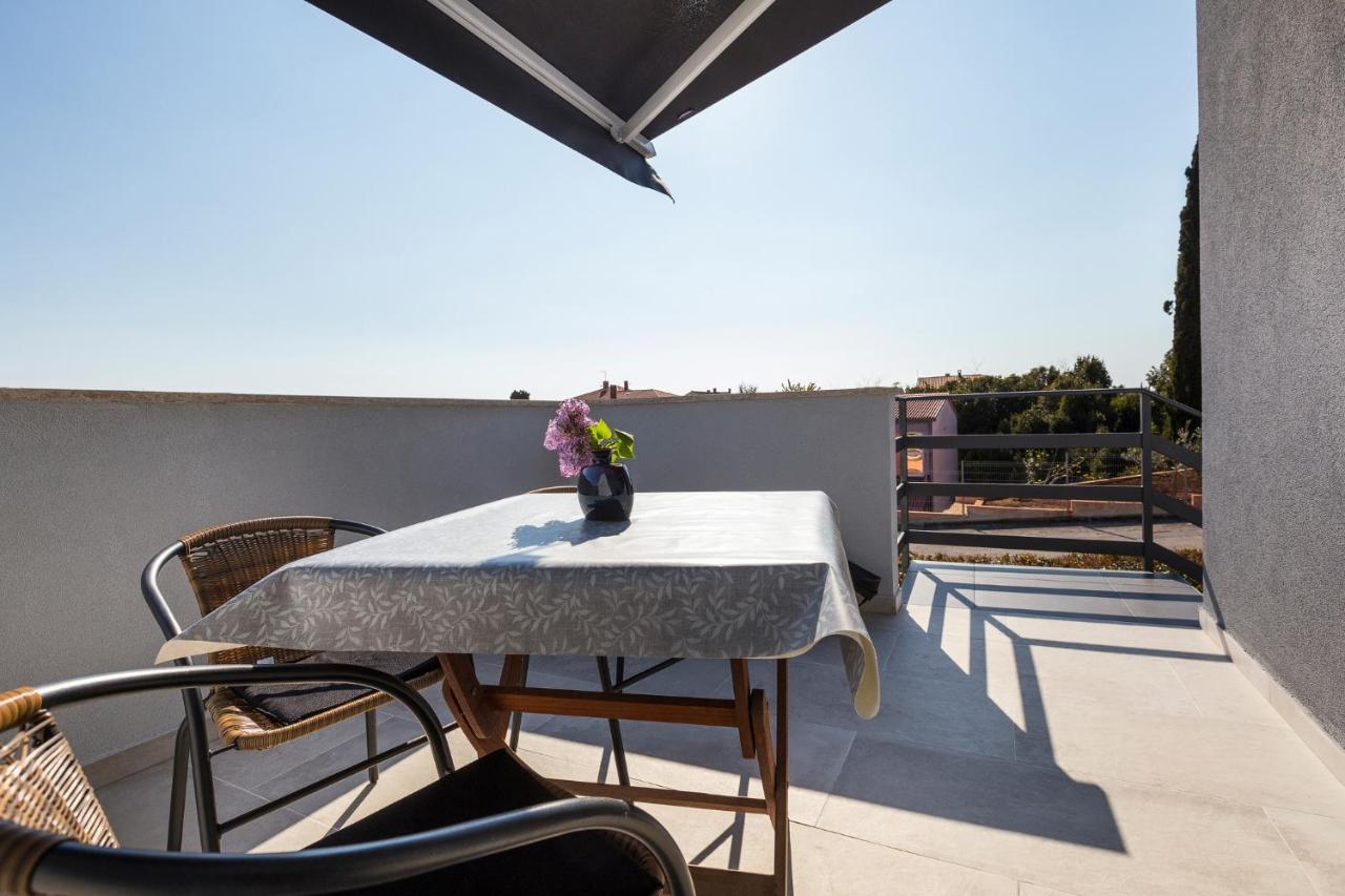 Apartaments Punta Relax Umag Eksteriør billede