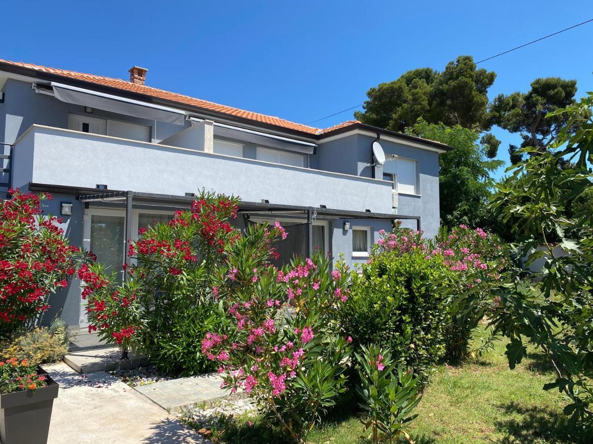 Apartaments Punta Relax Umag Eksteriør billede